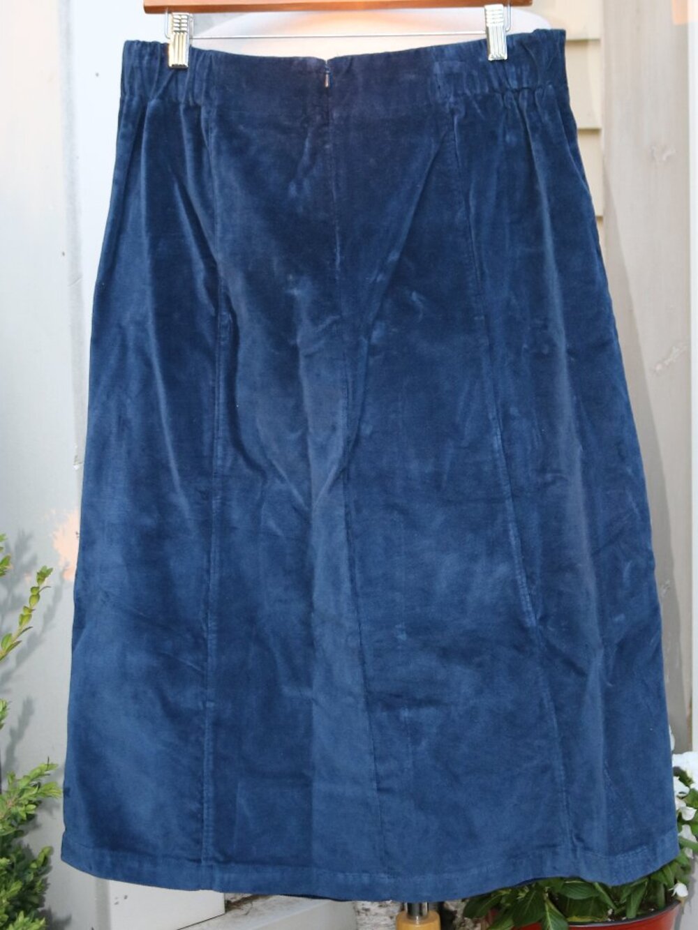ORVIS Blue Velvet Double Breasted Buttons Elastic Sides Midi A-Line Skirt Sz 10 - Picture 4 of 5